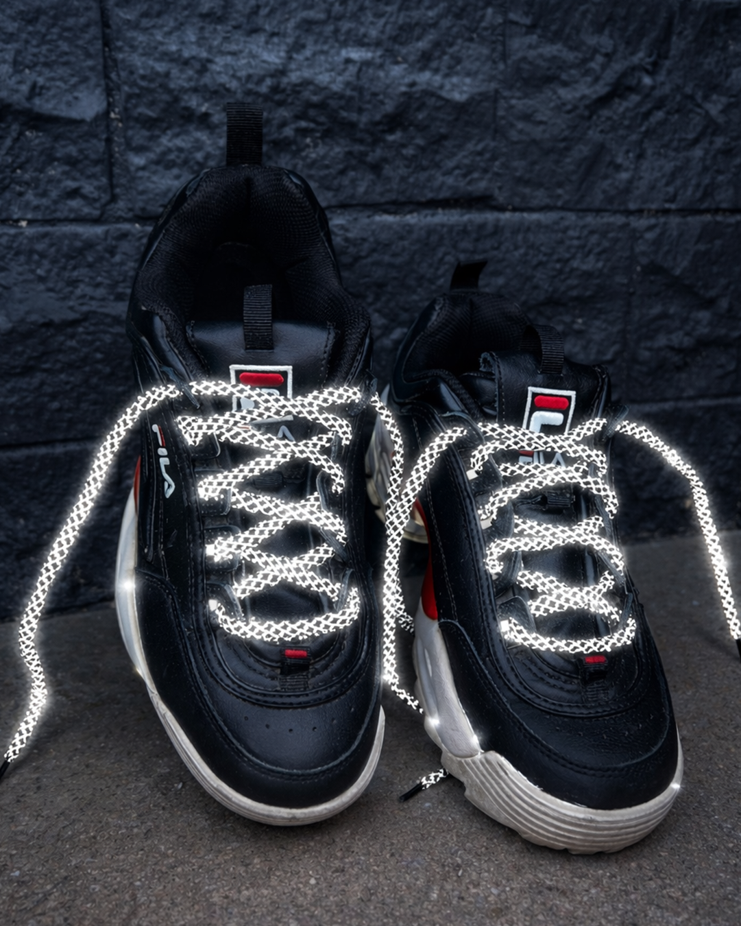 Glimmering laces - relaced