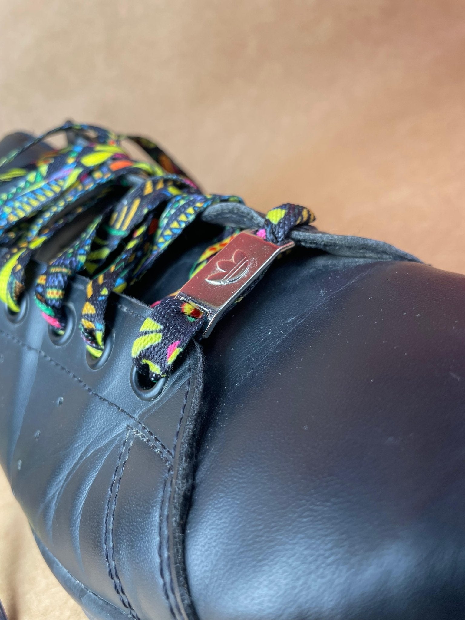 Adidas Sign - relaced