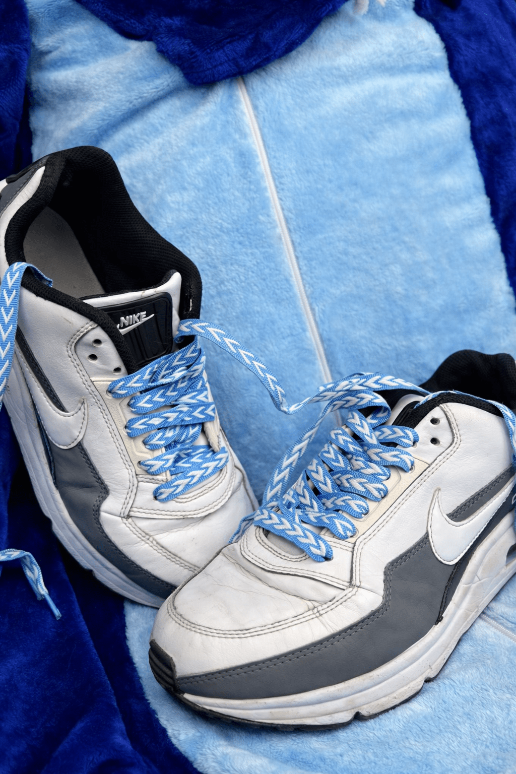 Blue - White Arrows - relaced