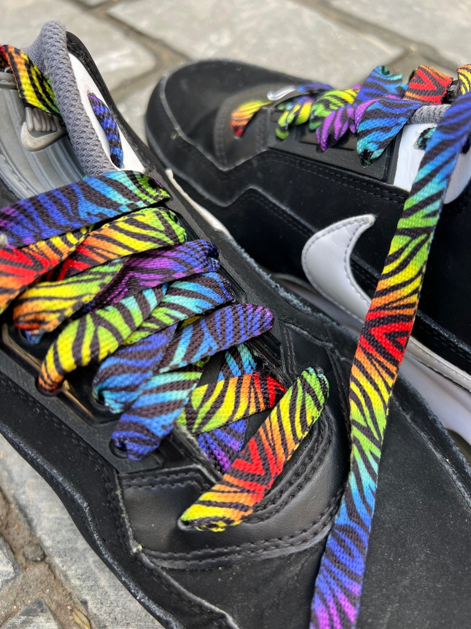 Rainbow Zebra - relaced