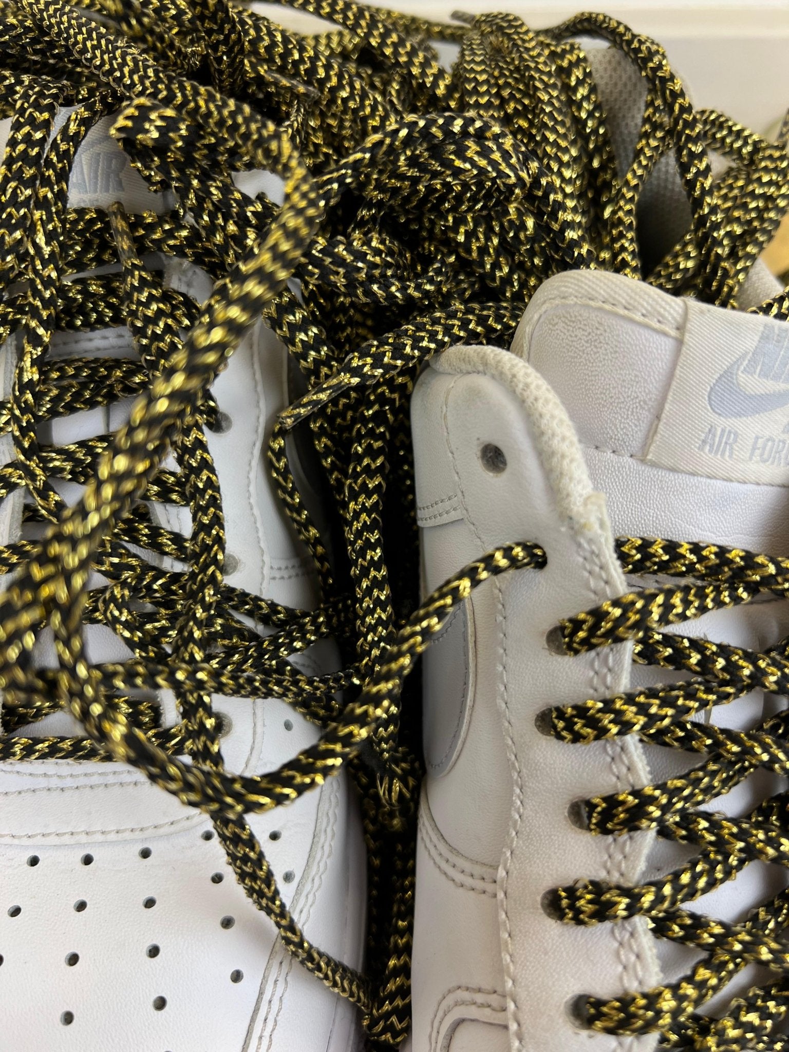 yellow glitter - relaced